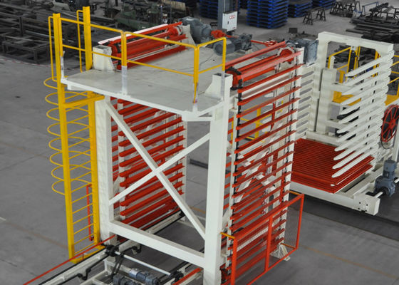 Sistema de carga y descarga totalmente automático de materiales para línea de fabricación de ladrillos