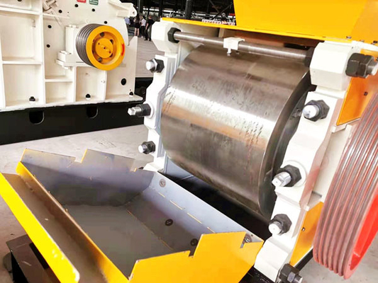 Molino fino de acero de la máquina del rodillo de la trituradora GS1210 para Clay Brick Making