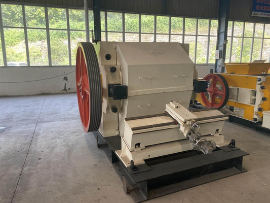 Máquina doble de la trituradora de rodillo de la mina de la materia prima para Clay Brick Production Line