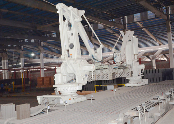 robot automático del bloque del ladrillo de la arcilla que fija el amontonamiento de la maquinaria para la cadena de producción del ladrillo de la arcilla