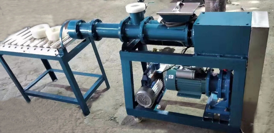 Ladrillo de arcilla del extrusor de vacío de cerámica de 2 ton/h para laboratorio