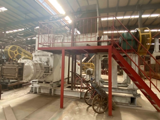 Línea de producción de ladrillos de arcilla roja totalmente automática Extrusora de vacío para formar ladrillos