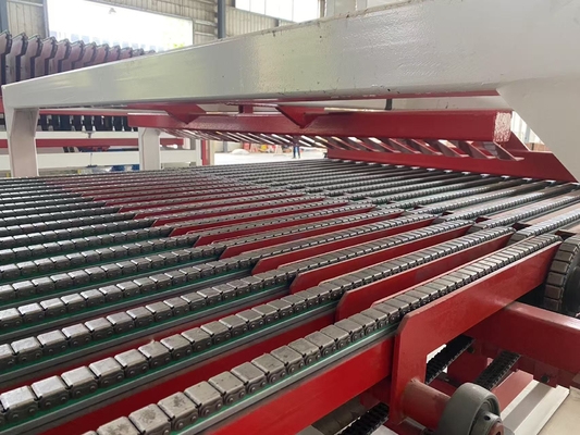 Proyecto de fabricación automática de ladrillos de arcilla Bloques de ladrillos de arcilla Sistema de marshalling con 5.5kw de potencia del motor 4900 * 2300 * 1200mm