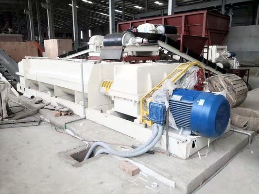 Máquina de mezcla de ladrillos de arcilla mezcladora de doble tornillo molino de mezcla de doble eje en la línea de fabricación de ladrillos de arcilla equipo de mezcla