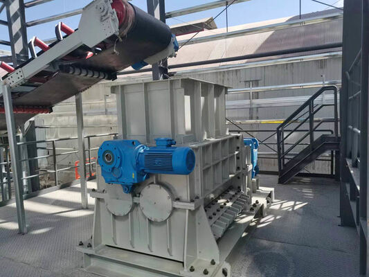 30 a 120 toneladas/h de trituradora de rodillos de doble diente gris, materia prima para la fabricación de ladrillos de arcilla del fabricante BBT